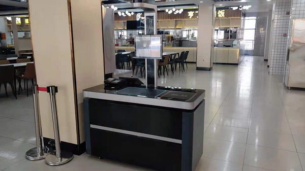 學校為何要升級智慧食堂呢？