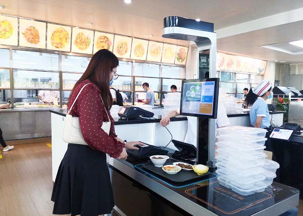 視覺結(jié)算臺帶您體驗高效的餐飲方式！